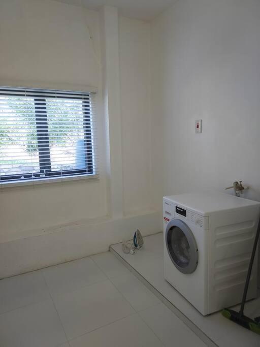 The Willow Apartment โอโชรีโอส ภายนอก รูปภาพ