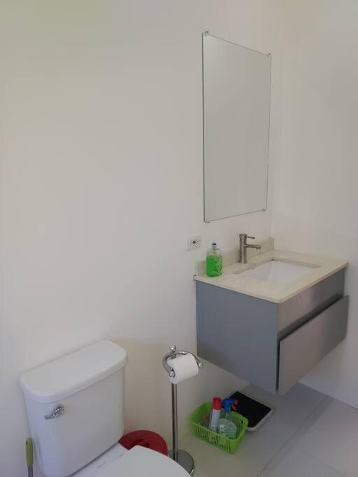 The Willow Apartment โอโชรีโอส ภายนอก รูปภาพ