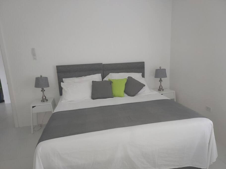 The Willow Apartment โอโชรีโอส ภายนอก รูปภาพ