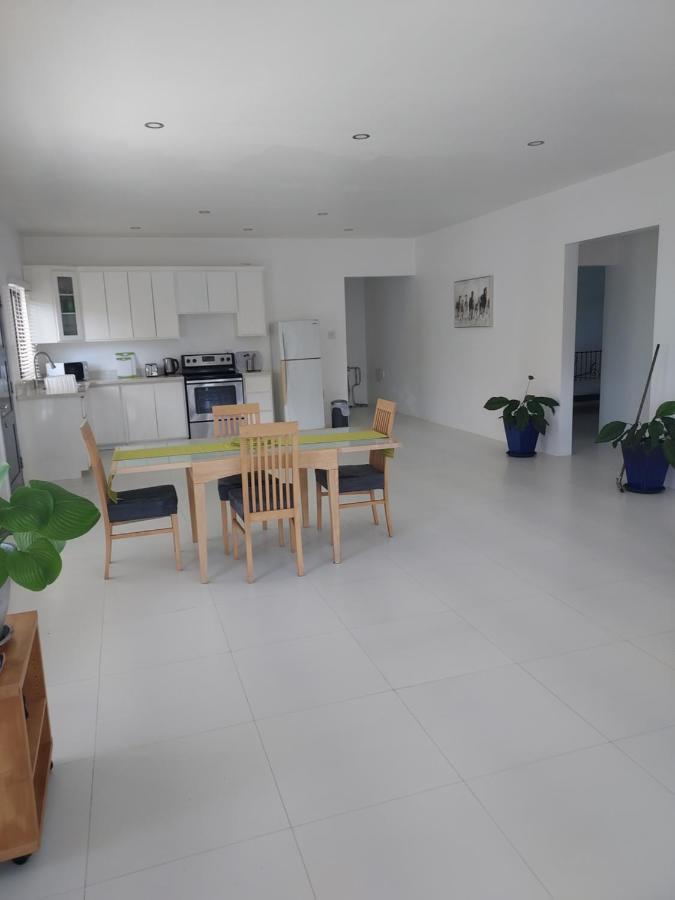The Willow Apartment โอโชรีโอส ภายนอก รูปภาพ